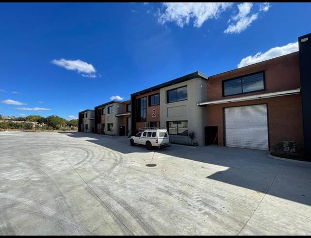 INDUSTRIAL PROPERTY TO RENT IN SAMRAND BUSINESS PARK